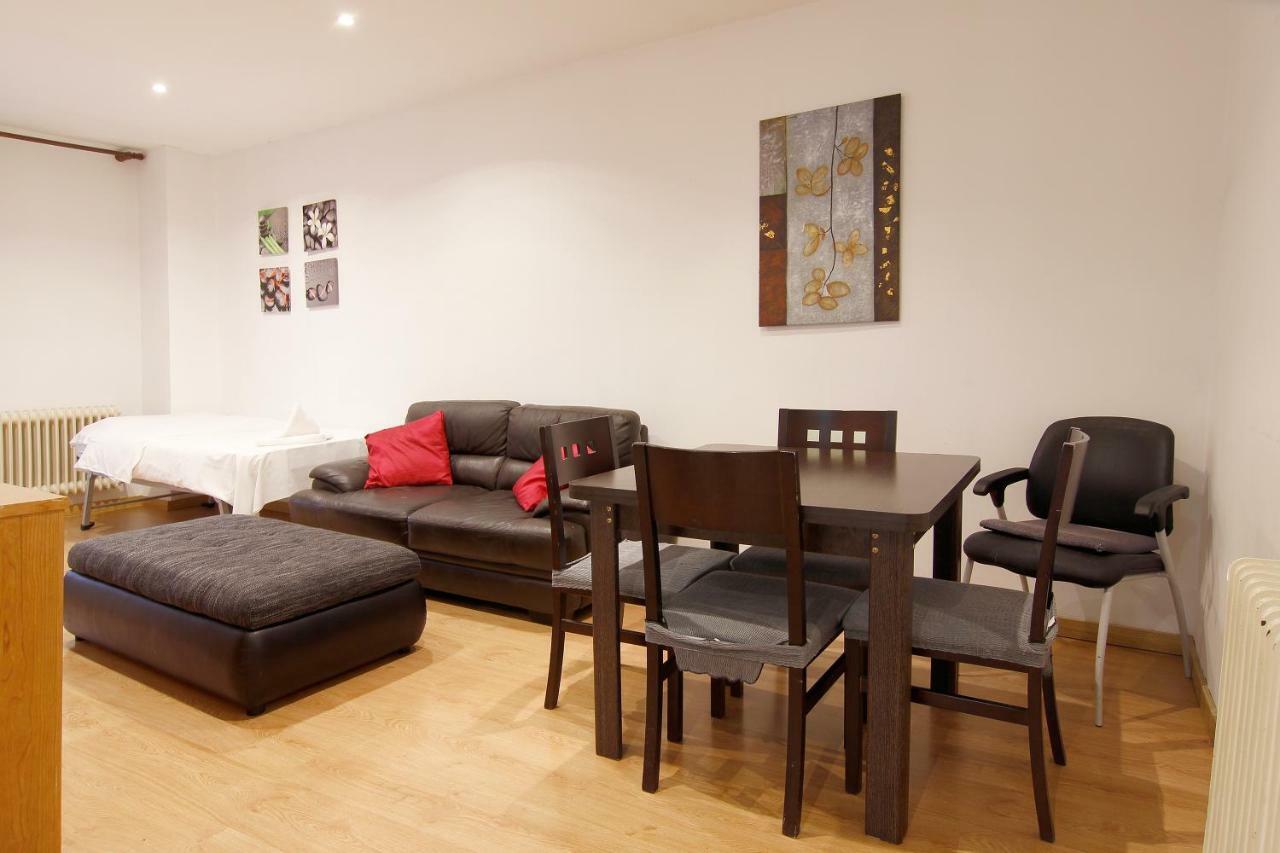 Santa Ana Apartamento Madrid Eksteriør billede